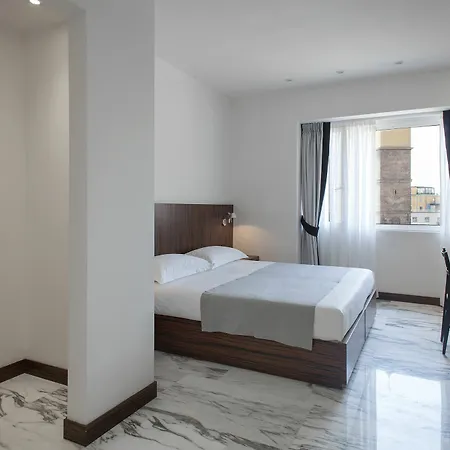 My Bed Montenapoleone בית הארחה